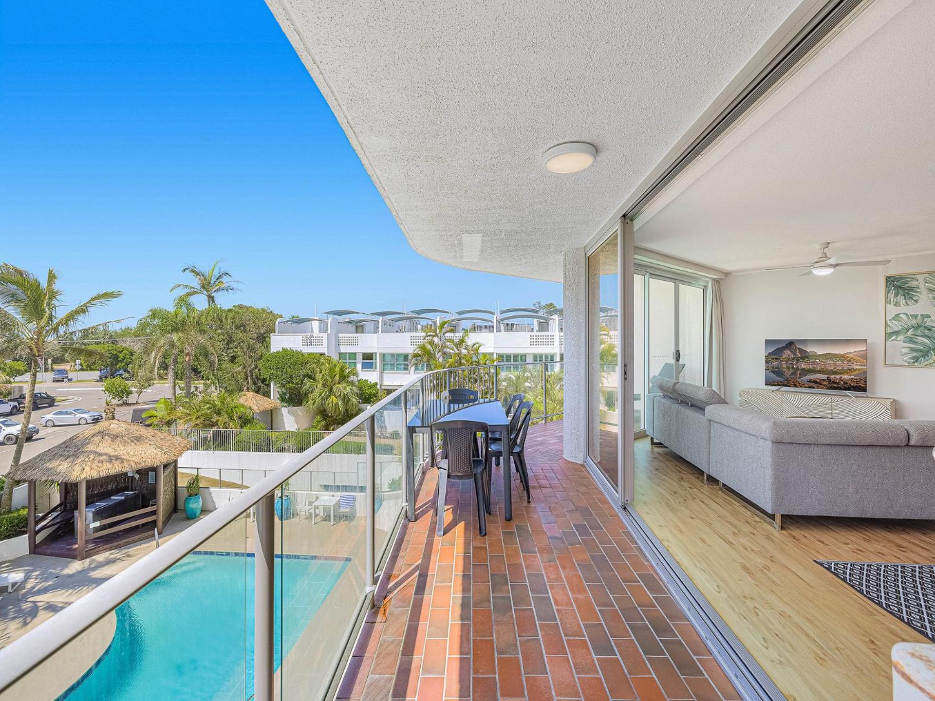 Chateau Royale Beach Resort Maroochydore Extérieur photo