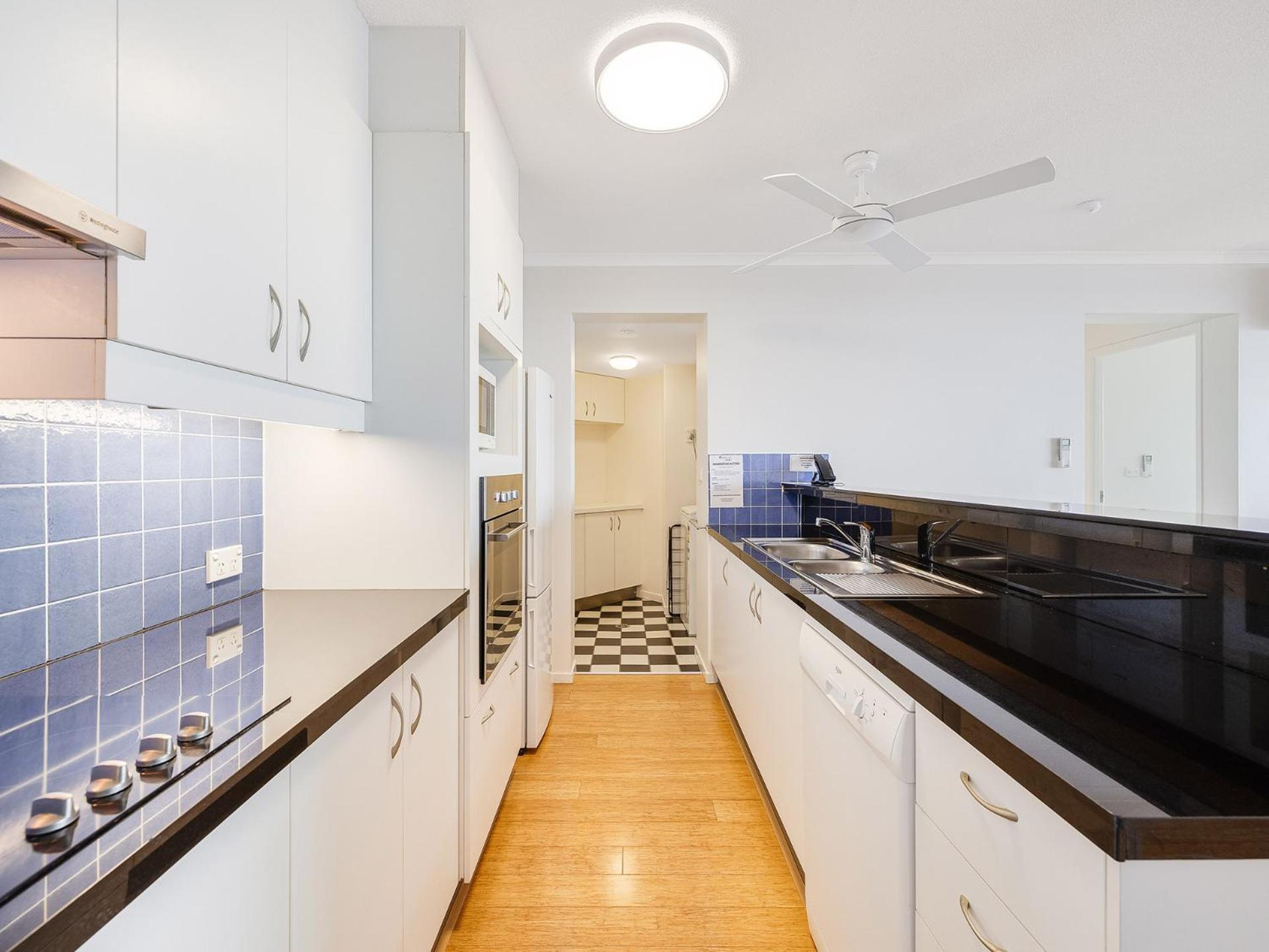 Chateau Royale Beach Resort Maroochydore Extérieur photo