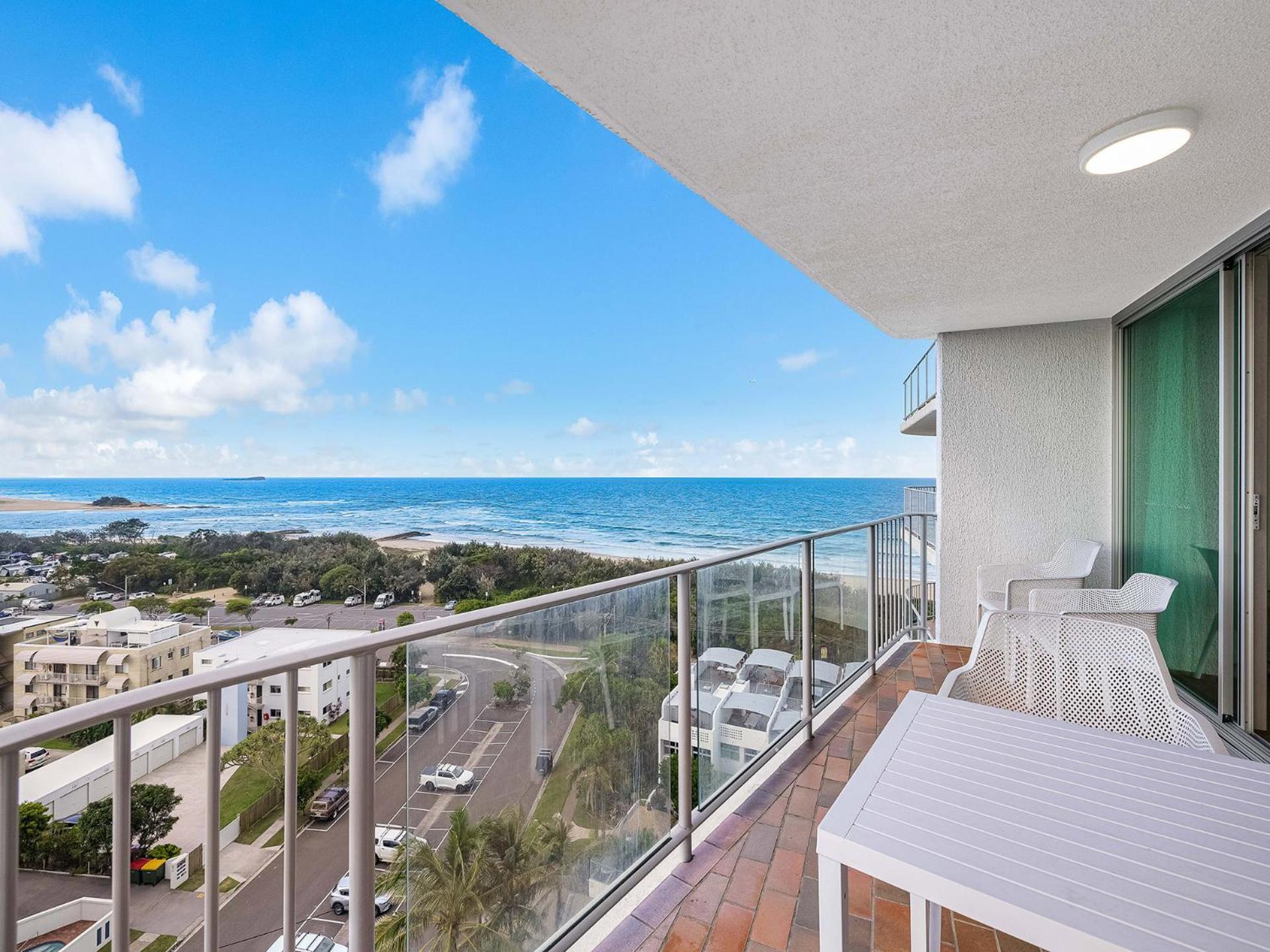Chateau Royale Beach Resort Maroochydore Extérieur photo