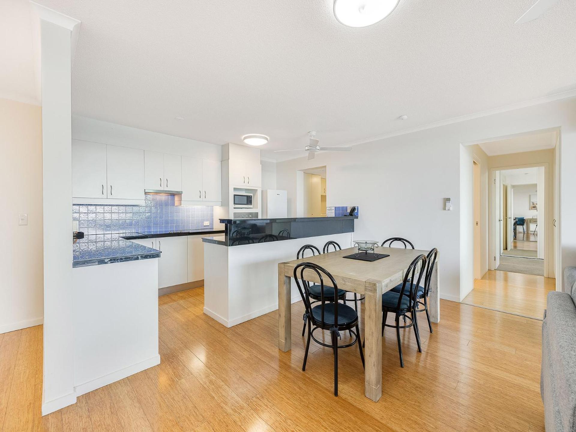 Chateau Royale Beach Resort Maroochydore Extérieur photo